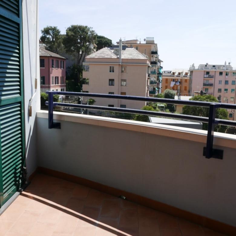 QUINTO  90 MQ CON LOGGIA VIVIBILE E BOX