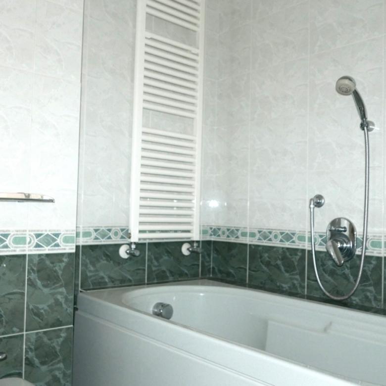 QUINTO  90 MQ CON LOGGIA VIVIBILE E BOX