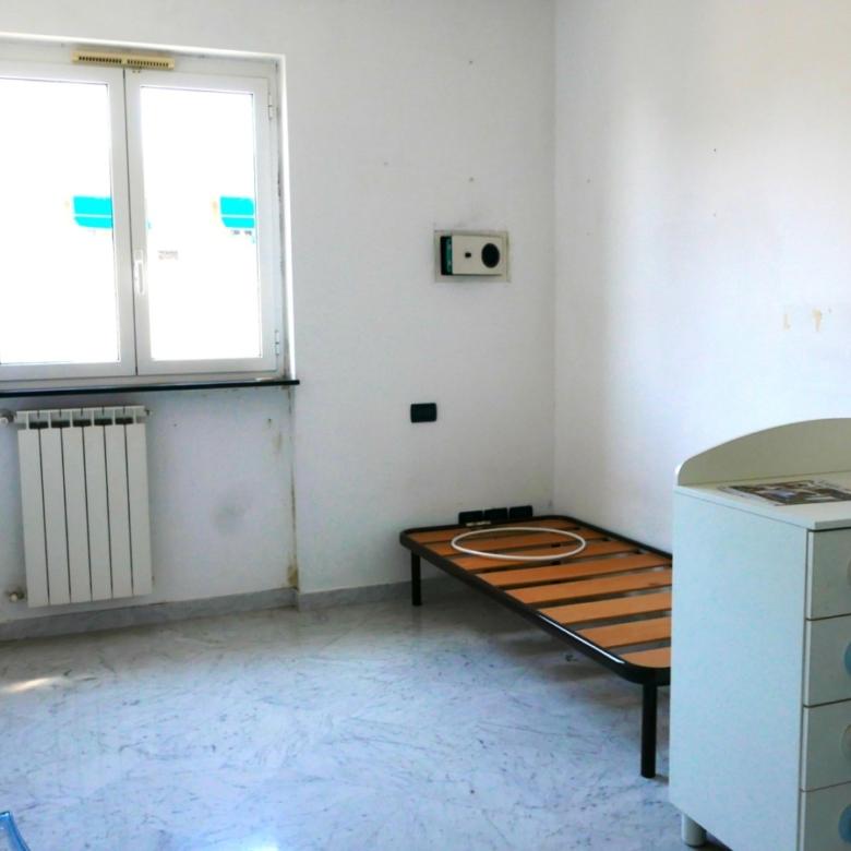 QUINTO  90 MQ CON LOGGIA VIVIBILE E BOX