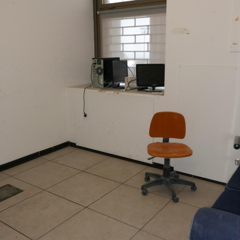 QUARTO 240 MQ. COMMERCIALI