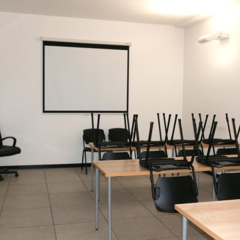 QUARTO 240 MQ. COMMERCIALI