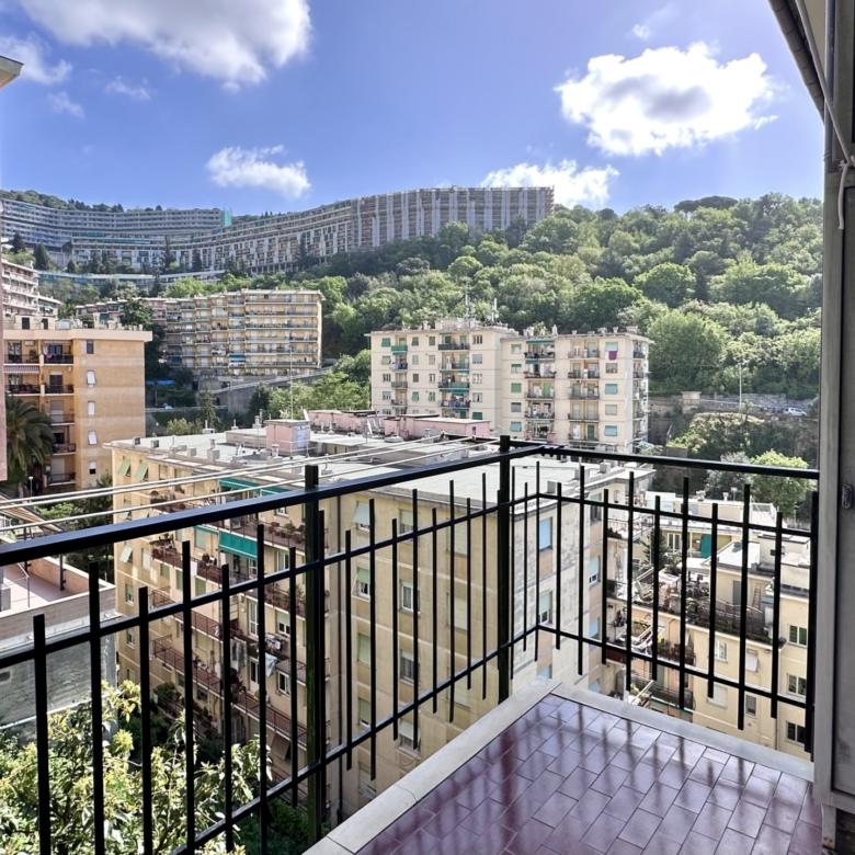 MARASSI VIA ROBINO 85 MQ. CON POSTO AUTO E CANTINA