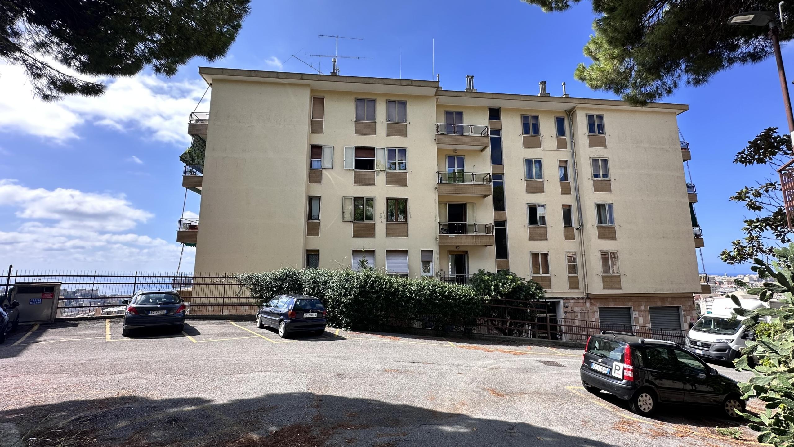 BORGORATTI ALTA PANORAMICI 132 MQ CON GIARDINO BOX E CANTINE