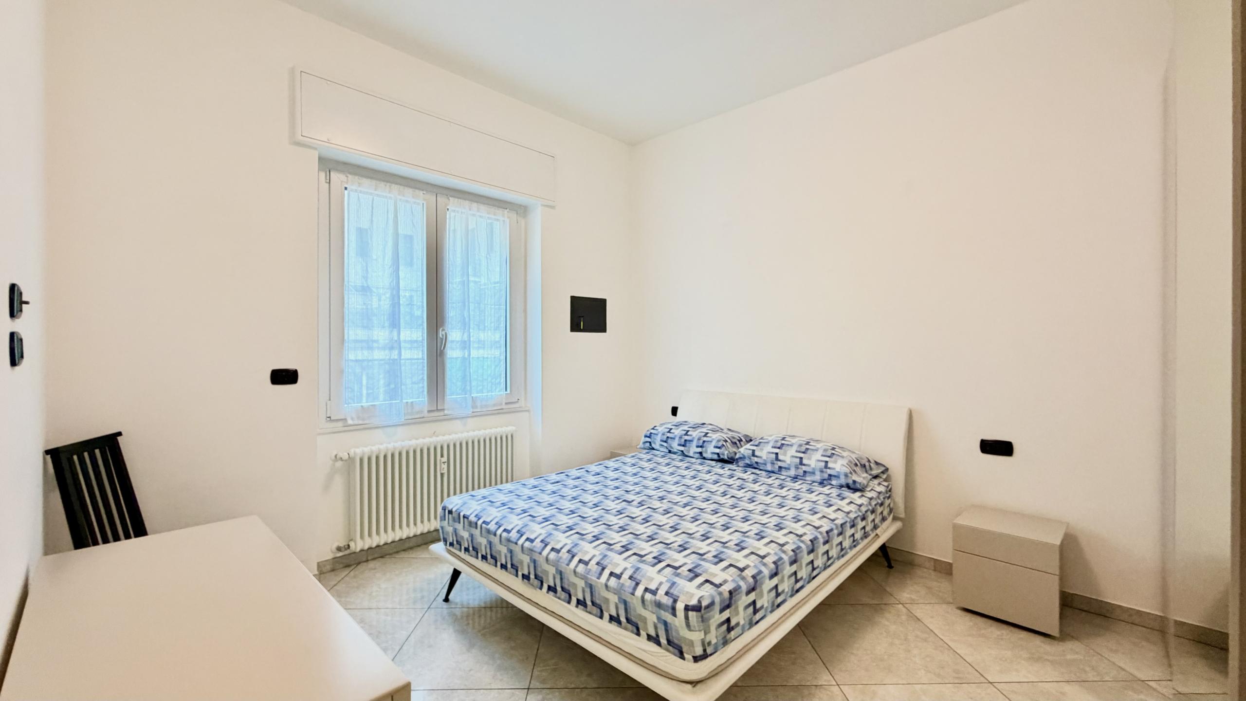 IMG_6758 FOCE IN VIALE PRIVATO PERFETTI 109 MQ ARREDATI