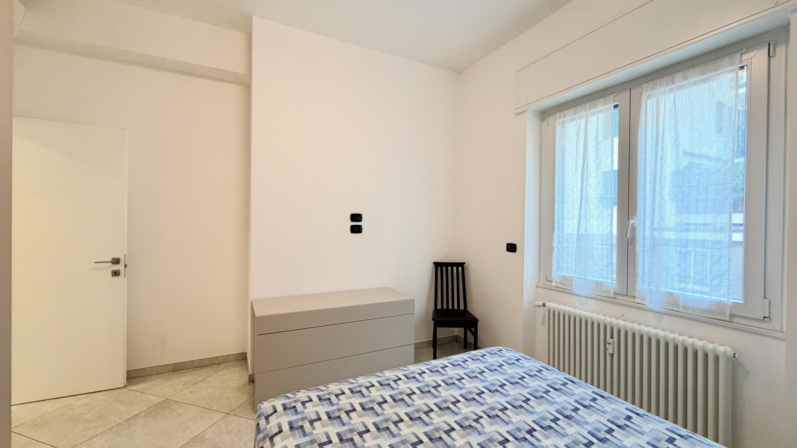 IMG_6759 FOCE IN VIALE PRIVATO PERFETTI 109 MQ ARREDATI