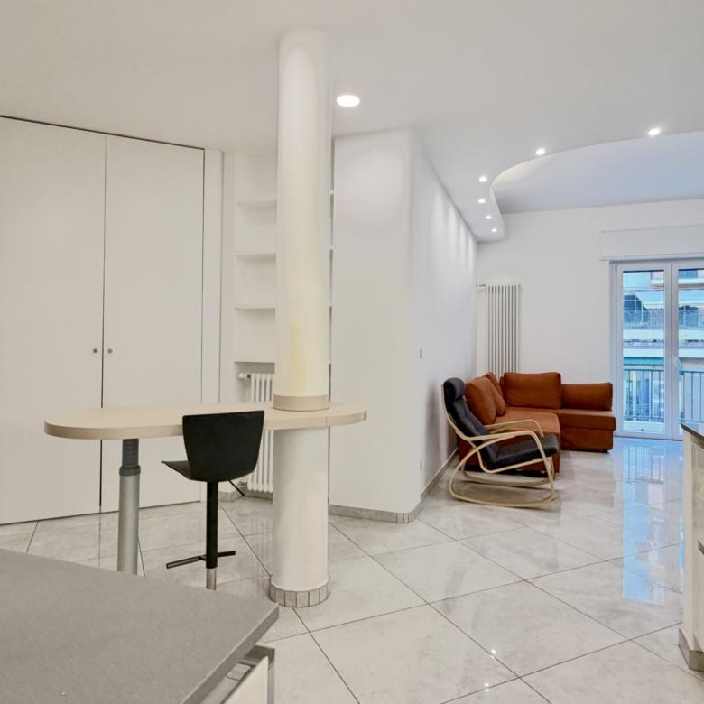 FOCE IN VIALE PRIVATO PERFETTI 109 MQ ARREDATI