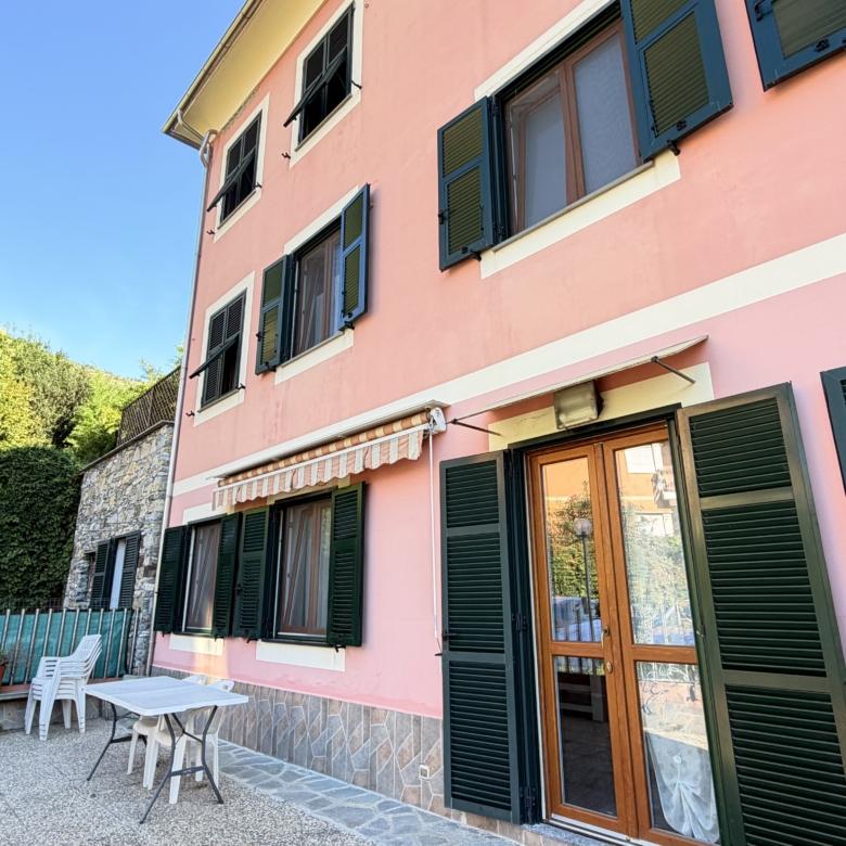 SAN DESIDERIO SPLENDIDO APP. TO BI LIVELLO CON GIARDINO