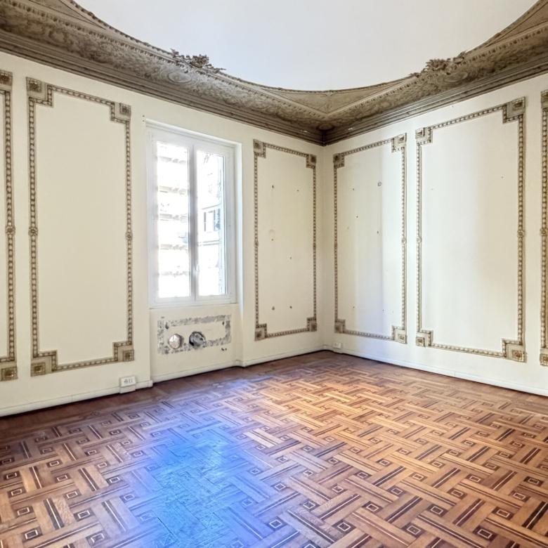 GENOVA CENTRO – PRESTIGIOSO UFFICIO DI 294 MQ