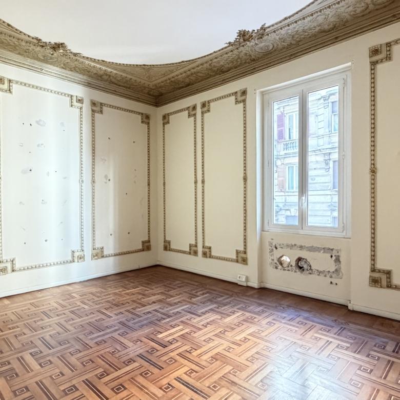 GENOVA CENTRO – PRESTIGIOSO UFFICIO DI 294 MQ