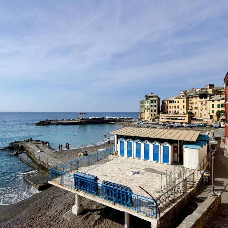 BOGLIASCO RISTRUTTURATI 87MQ FRONTE MARE CON GIARDINO